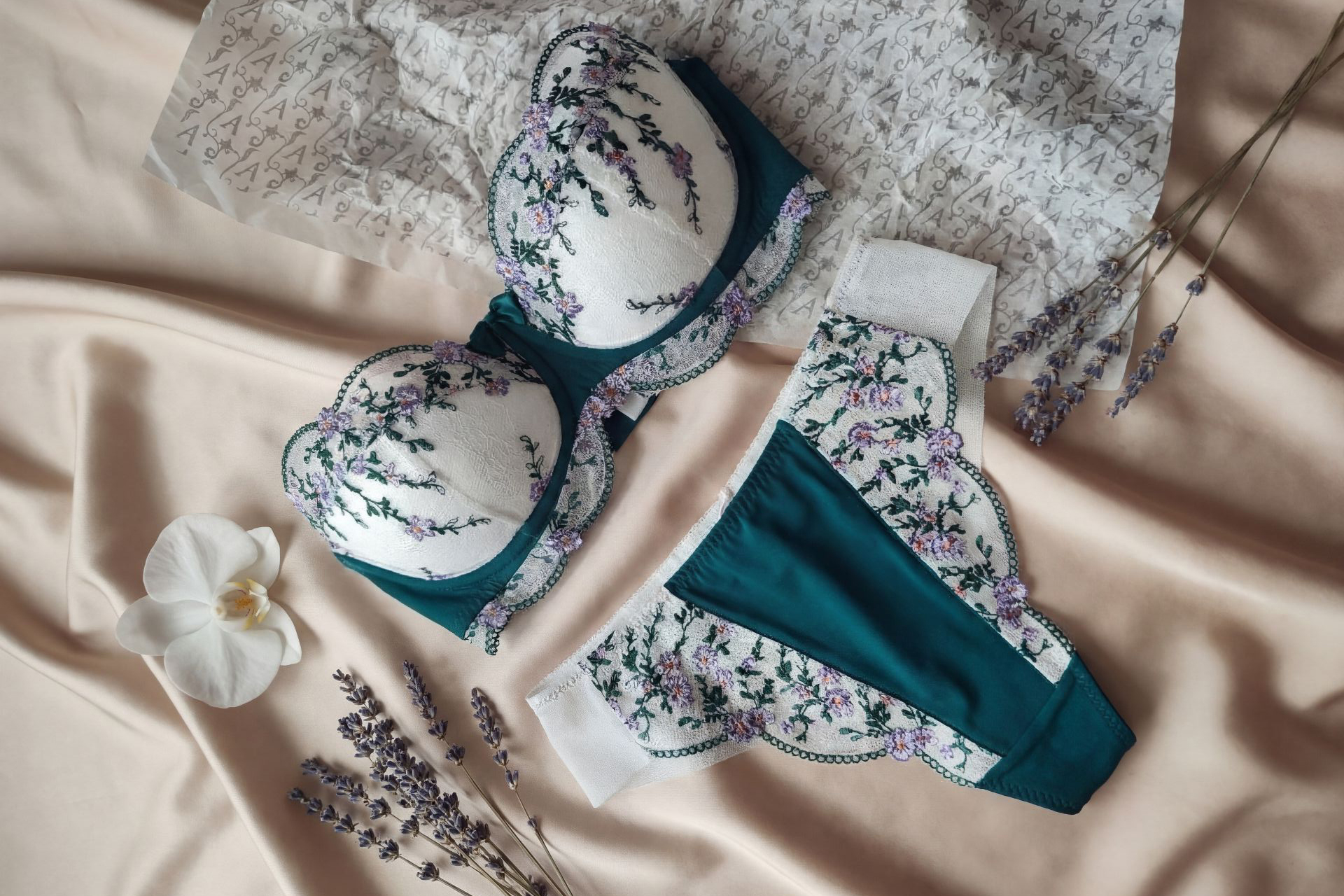 Коллекция "Эхо тишины. Тени бамбука"